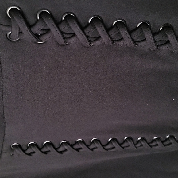 Torrid Steampunk Whimsigoth Sexy Boho Indie black lace up stretch skirt size 1X - Picture 4 of 8